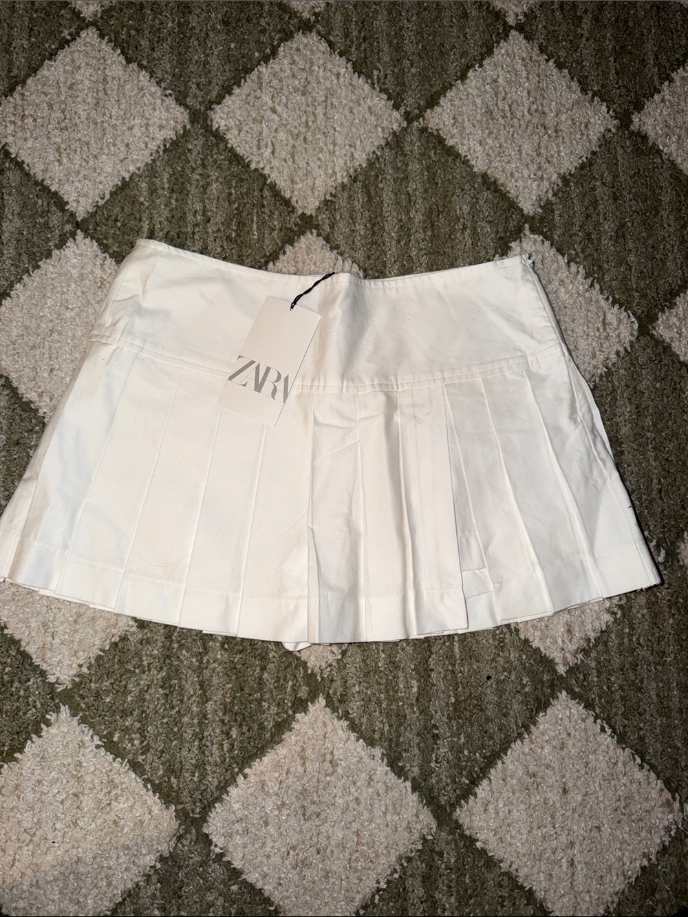 Zara White Pleated Mini Skirt